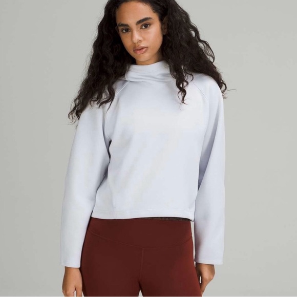 lululemon athletica Sweaters - Nwot Lululemon AirWrap Pullover Hoodie in Alpine White, size 4.